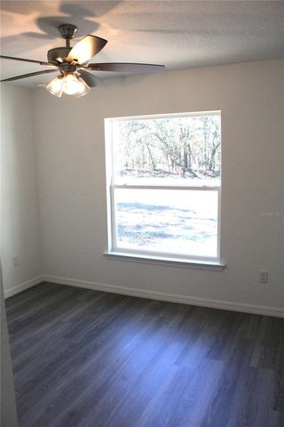 15 FISHER WAY PLACE, Ocklawaha, FL 32179