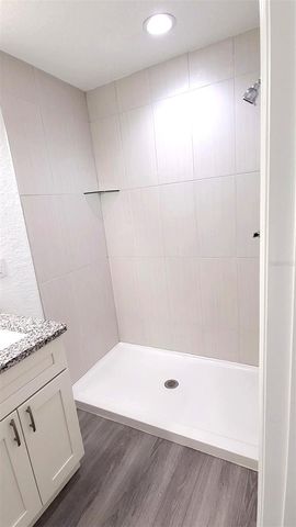 15 FISHER WAY PLACE, Ocklawaha, FL 32179