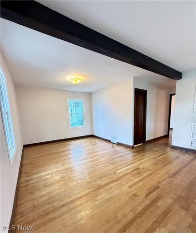2045 Reveley Avenue, Lakewood, OH 44107