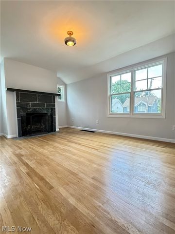 2045 Reveley Avenue, Lakewood, OH 44107