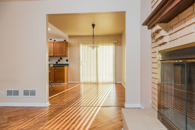 1N344 Darling Street, Carol Stream, IL 60188