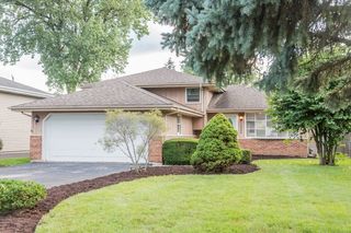 1N344 Darling Street, Carol Stream, IL 60188