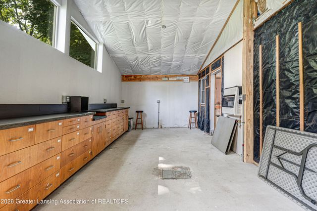 4203 Holt Road, Holt, MI 48842