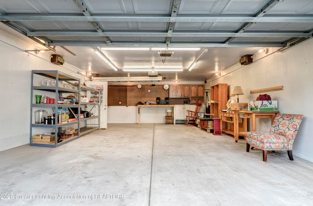 4203 Holt Road, Holt, MI 48842