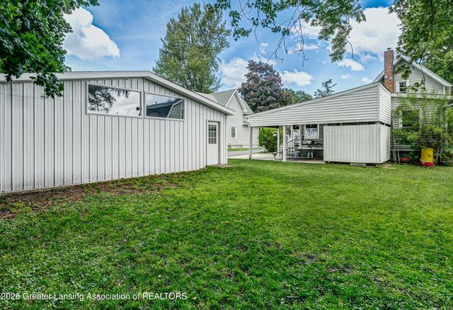 4203 Holt Road, Holt, MI 48842