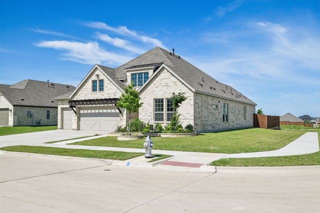 569 Pebble Drive, Waxahachie, TX 75167