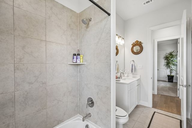 569 Pebble Drive, Waxahachie, TX 75167