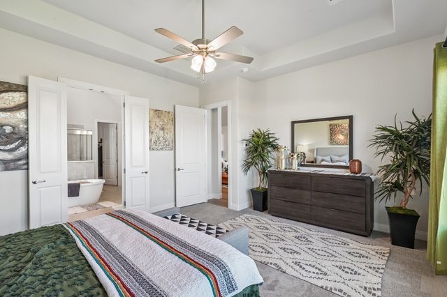 569 Pebble Drive, Waxahachie, TX 75167