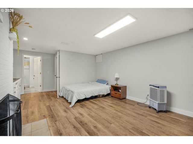 7927 N EDISON St, Portland, OR 97203