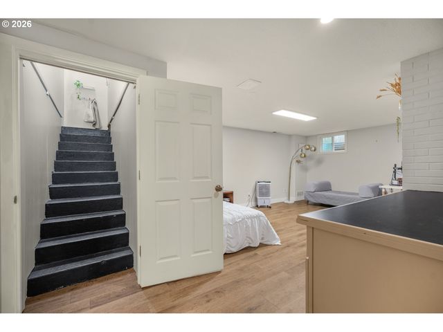 7927 N EDISON St, Portland, OR 97203