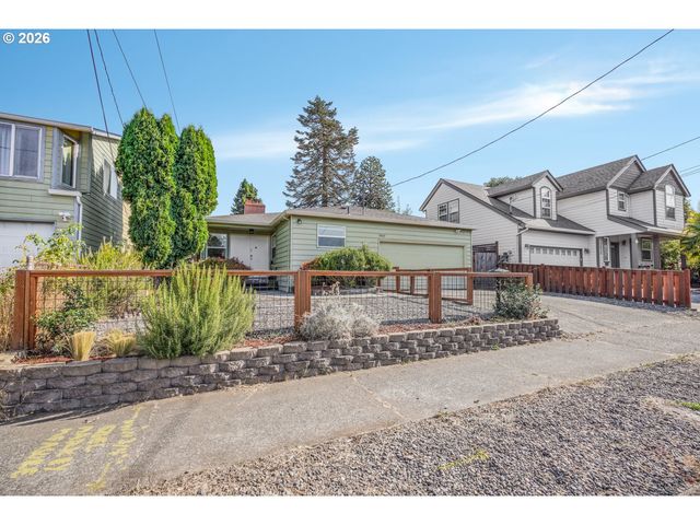 7927 N EDISON St, Portland, OR 97203