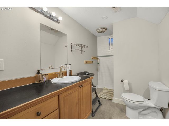 7927 N EDISON St, Portland, OR 97203