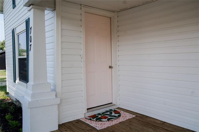 707 E 5th Street, Altamont, KS 67330