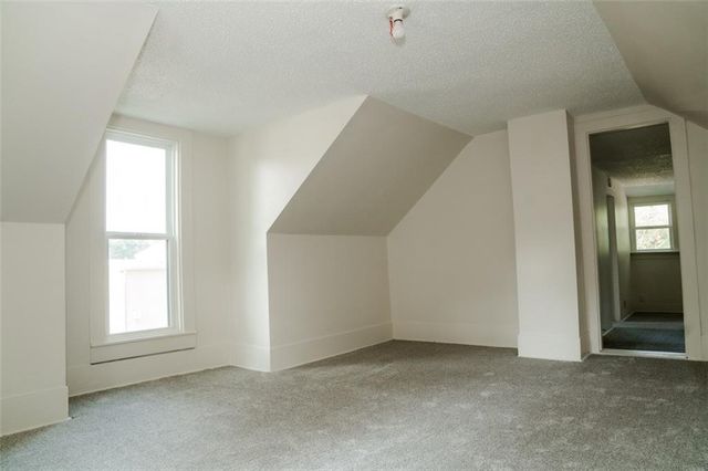 707 E 5th Street, Altamont, KS 67330