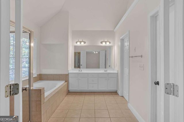 956 Chippewa Oak Drive, Dacula, GA 30019