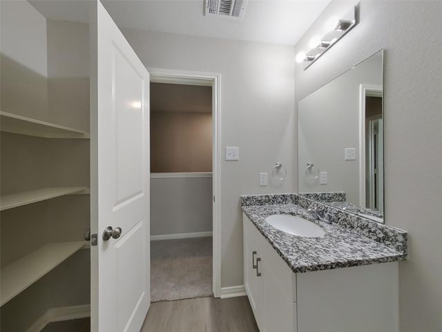 10122 Cerritos Drive, Conroe, TX 77306