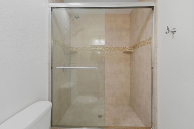 18966 SE Southgate Drive, Jupiter, FL 33469