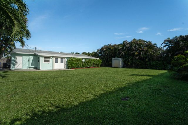 18966 SE Southgate Drive, Jupiter, FL 33469