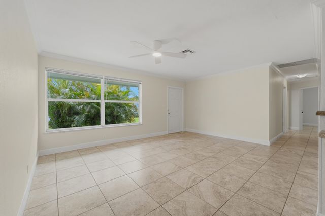 18966 SE Southgate Drive, Jupiter, FL 33469