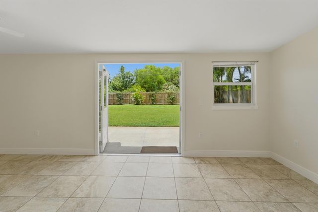 18966 SE Southgate Drive, Jupiter, FL 33469