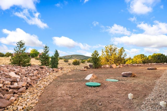 218 Meadows Road, Placitas, NM 87043