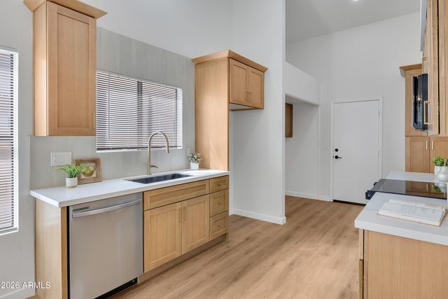 613 W TARA Court, Gilbert, AZ 85233