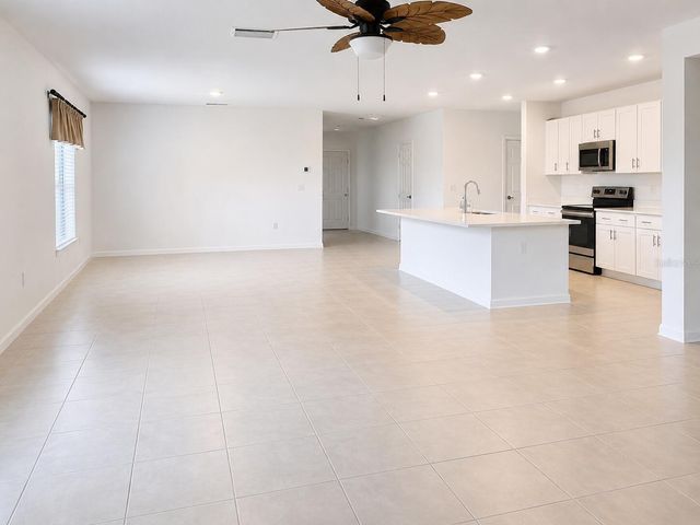 2016 ROSEWOOD CIRCLE, Lakeland, FL 33810