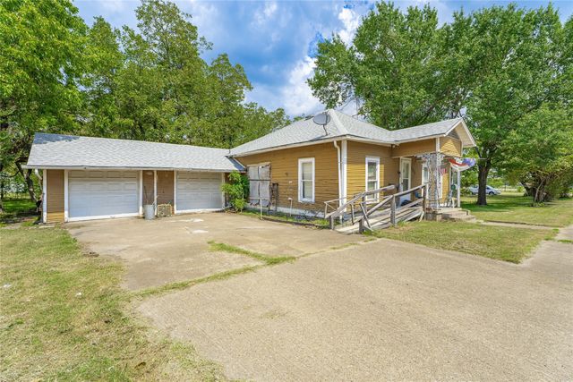 307 NE 2nd Street, Kerens, TX 75144