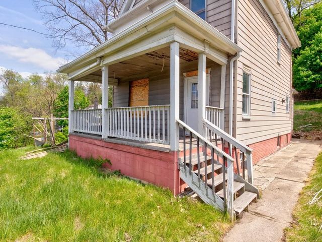 645 Virginia Ave, Rochester Twp, PA 15074