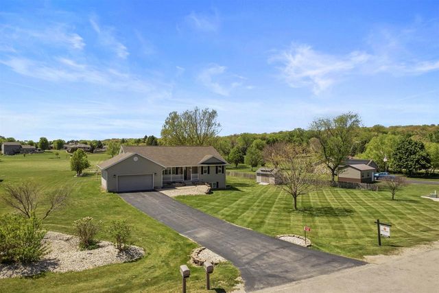 4627 Katherine Drive, Janesville, WI 53548
