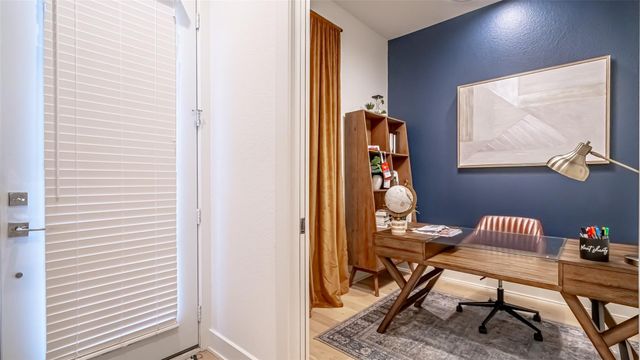 694 W Main Street, Arlington, TX 76013