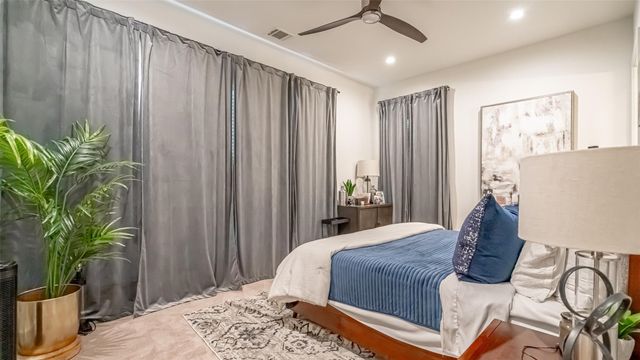 694 W Main Street, Arlington, TX 76013