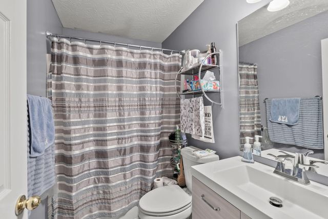 1905 Sandersville Road, Lexington, KY 40511