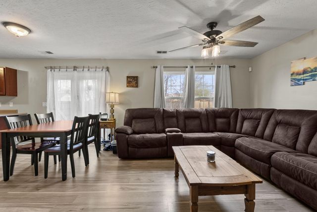 1905 Sandersville Road, Lexington, KY 40511