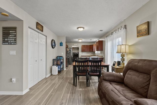 1905 Sandersville Road, Lexington, KY 40511