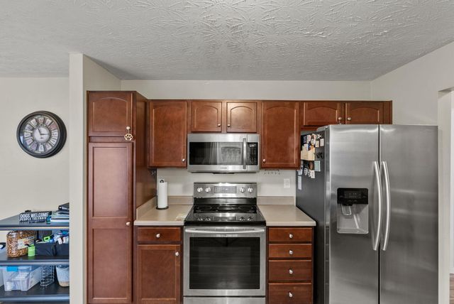 1905 Sandersville Road, Lexington, KY 40511