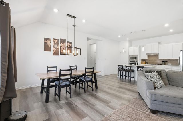 6612 Cedarhurst Court, Denton, TX 76226