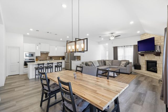 6612 Cedarhurst Court, Denton, TX 76226