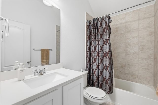 6612 Cedarhurst Court, Denton, TX 76226