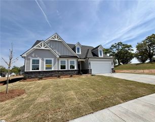 405 Ladybug Lane, Anderson, SC 29621