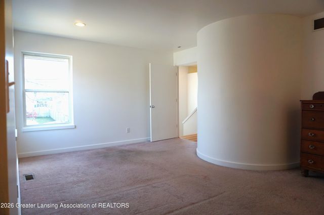 6135 Pollard Avenue, East Lansing, MI 48823