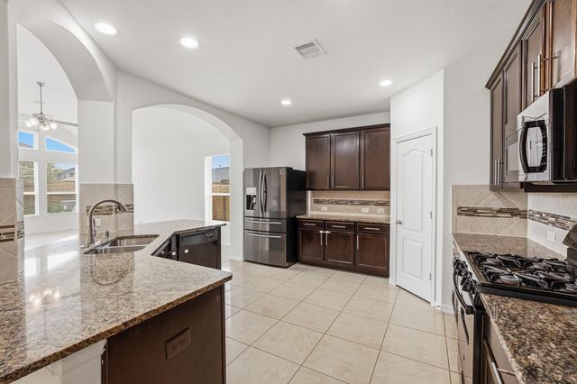4703 Goldeneye Drive, Baytown, TX 77521
