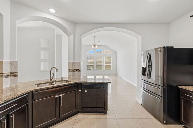 4703 Goldeneye Drive, Baytown, TX 77521