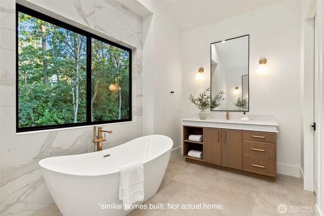 19550 167th Place NE, Woodinville, WA 98072