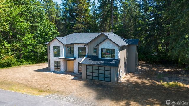 19550 167th Place NE, Woodinville, WA 98072