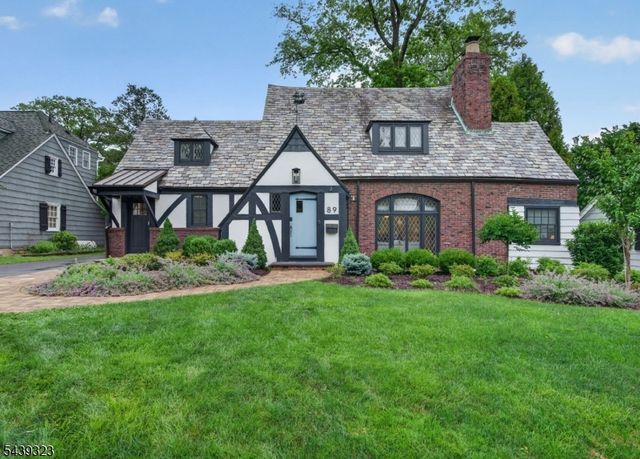 89 Whitney Rd, Millburn Twp., NJ 07078