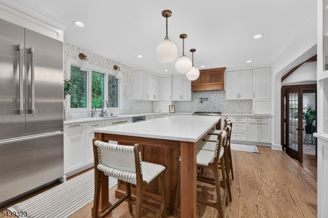 89 Whitney Rd, Millburn Twp., NJ 07078