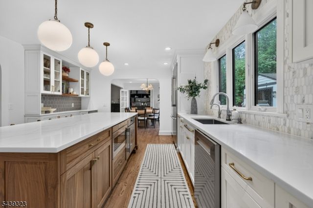 89 Whitney Rd, Millburn Twp., NJ 07078