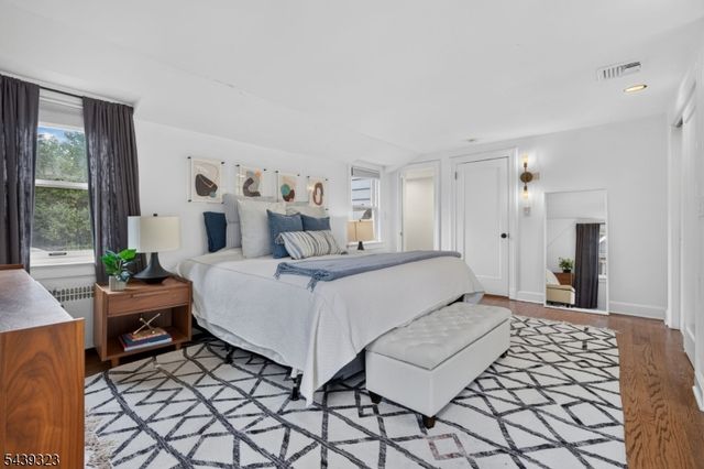 89 Whitney Rd, Millburn Twp., NJ 07078
