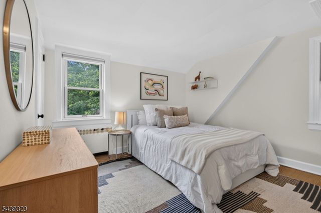 89 Whitney Rd, Millburn Twp., NJ 07078